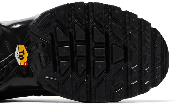 Nike Wmns Air Max Plus Triple Black