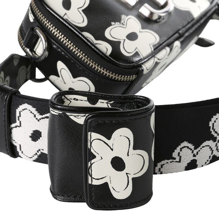 Marc Jacobs The Snapshot Daisy Leather Bag BlackWhite
