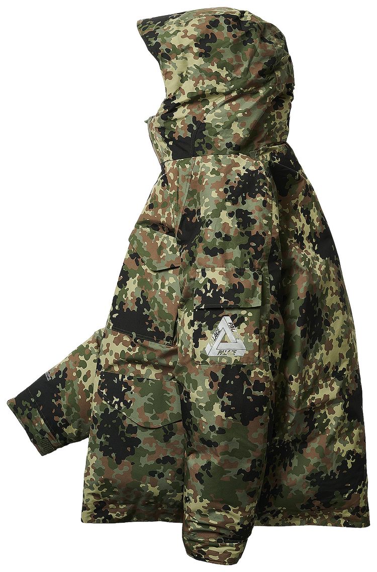 Palace GORE TEX Windstopper Down Parka Flecktarn Camo