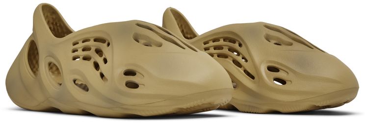 Adidas Yeezy Foam Runner Desert Sand