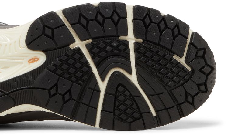 New Balance 2002R Castlerock Gold Metallic