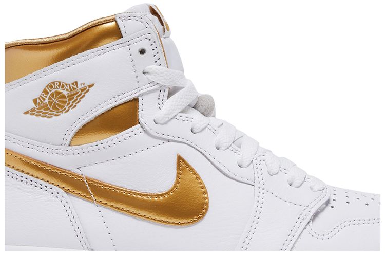 Wmns Air Jordan 1 Retro High OG Metallic Gold
