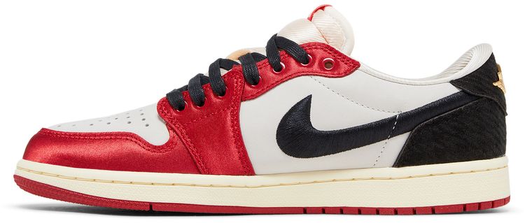 Trophy Room x Air Jordan 1 Retro Low OG SP Rookie Card   Away