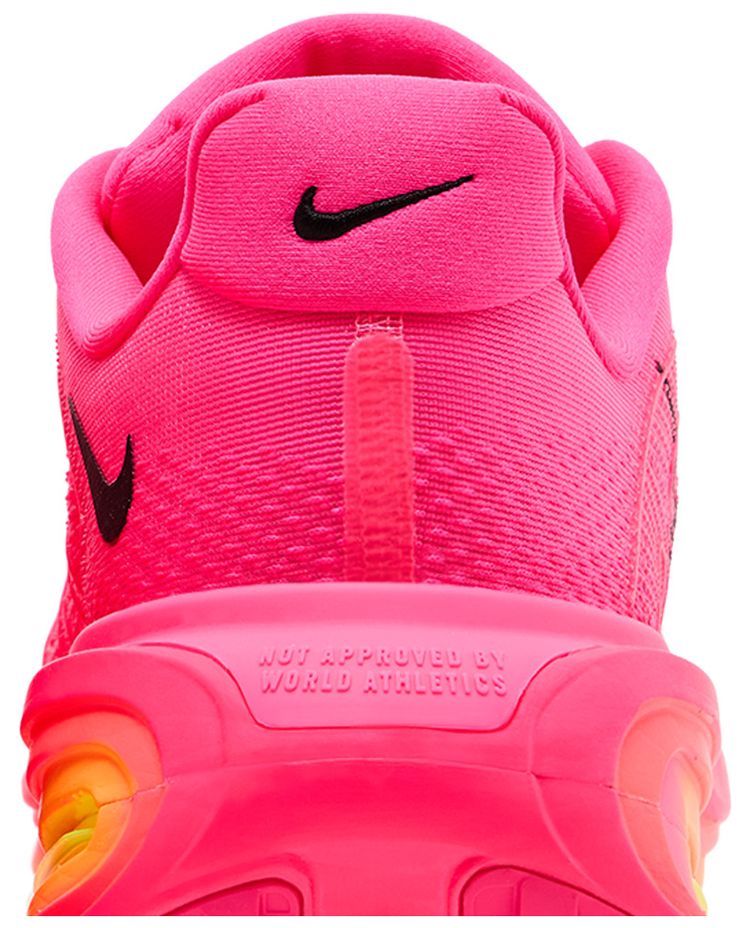 Nike Wmns Vomero Premium Hyper Pink
