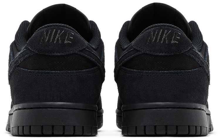 Nike Dunk Low SE Triple Black