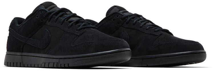 Nike Dunk Low SE Triple Black