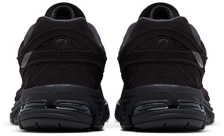 Kith x New Balance 860v2 Espresso