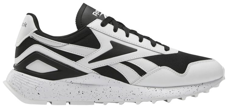 Reebok International BlackWhiteBlack