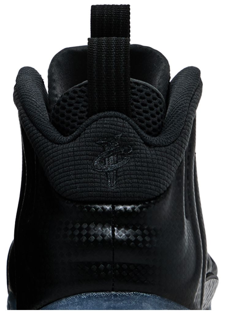 Nike Air Foamposite One Carbon Fiber