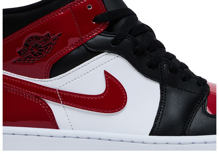 Air Jordan 1 Mid Patent Bred Toe