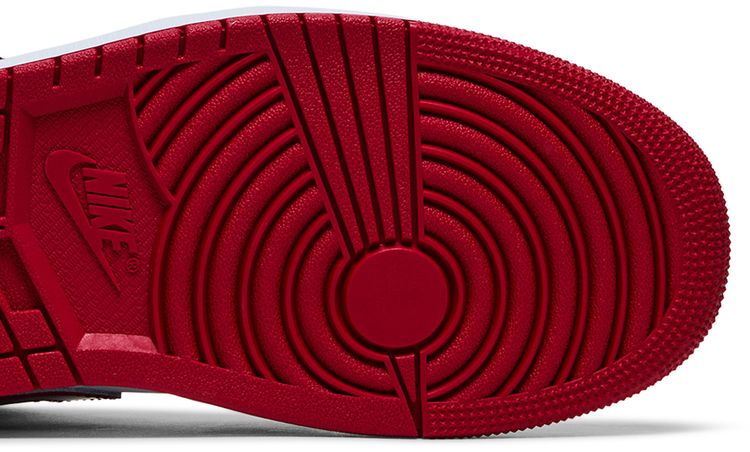 Air Jordan 1 Mid Patent Bred Toe