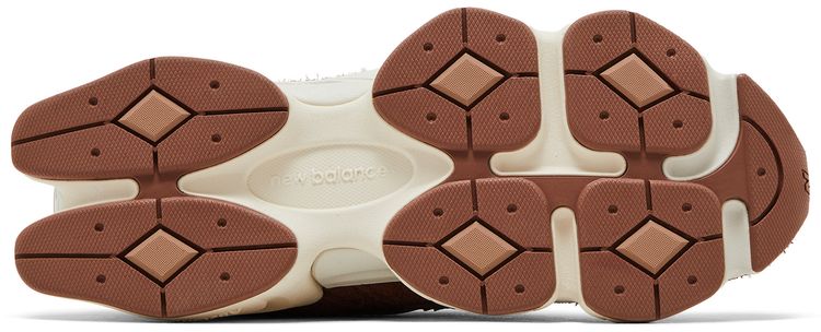 New Balance 9060 Rich Oak Timberwolf