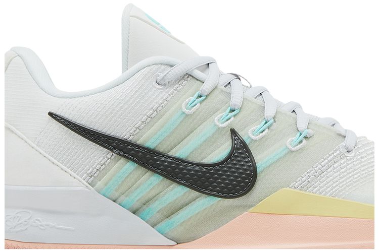 Nike Wmns Sabrina 3 Silencer