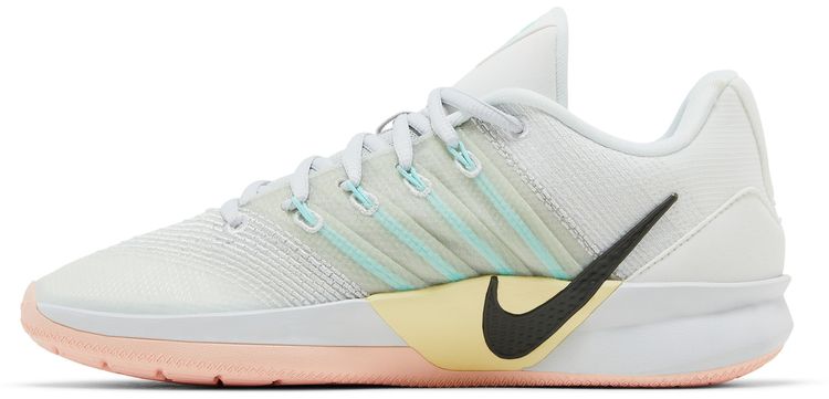 Nike Wmns Sabrina 3 Silencer