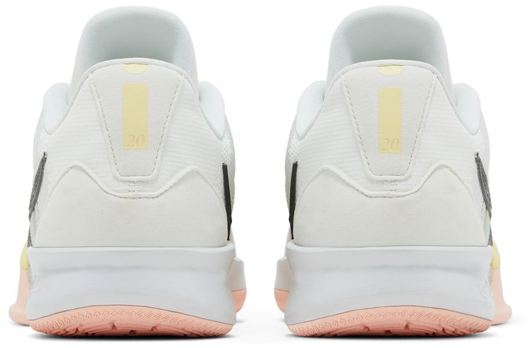 Nike Wmns Sabrina 3 Silencer