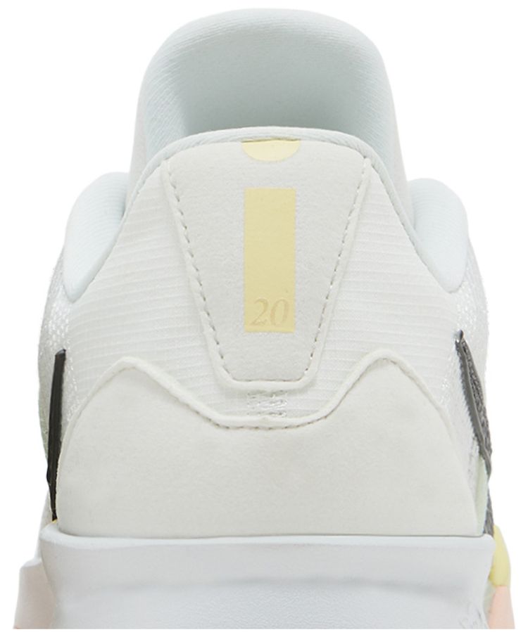 Nike Wmns Sabrina 3 Silencer