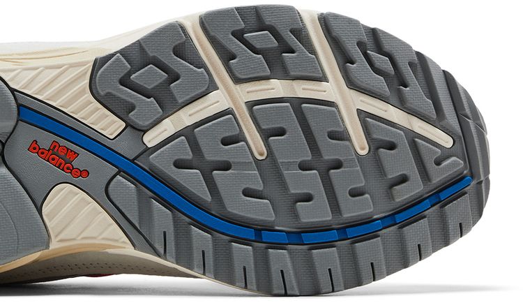 Kith x Madison Square Garden x New Balance 993 Made in USA New York Knicks   Home