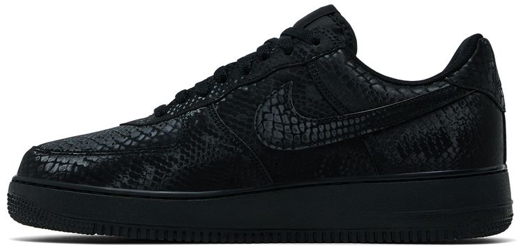 Kobe Bryant x Nike Air Force 1 Low Triple Black