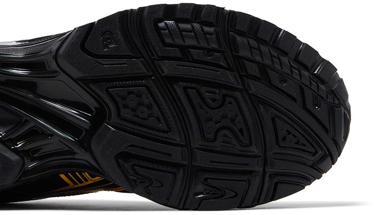 Marvel vs Capcom x Kith x ASICS Gel Kayano 14 Wolverine