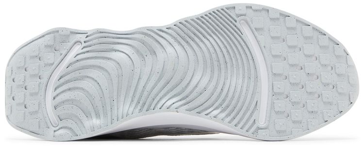 Nike Motiva White Pure Platinum