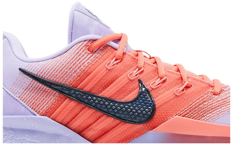 Nike Wmns Sabrina 3 Radiant