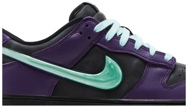 Nike Dunk Low LTD Wizard