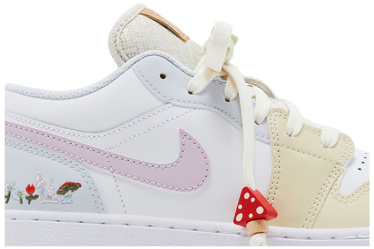 Air Jordan 1 Low GS Mushroom
