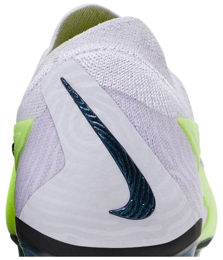 Nike Phantom GX Elite SG Pro Luminous Pack