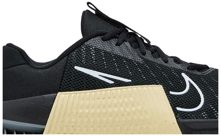 Nike Metcon 9 TB Black Vegas Gold