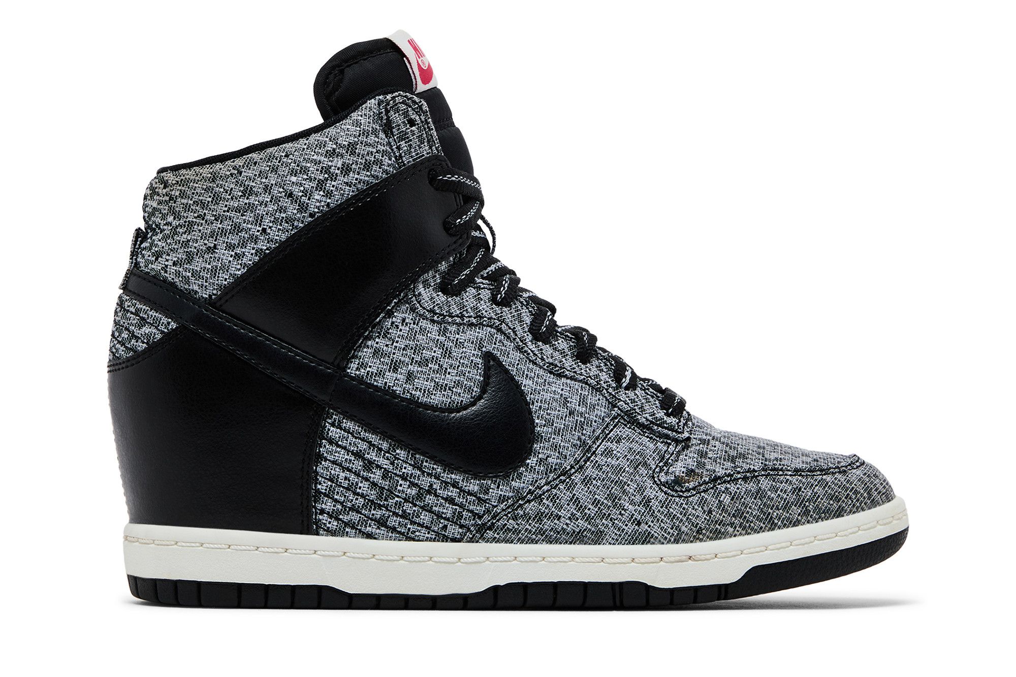 Buy Nike Wmns Dunk Sky High TXT 'Black Wolf Grey' - 644410 001 | GOAT