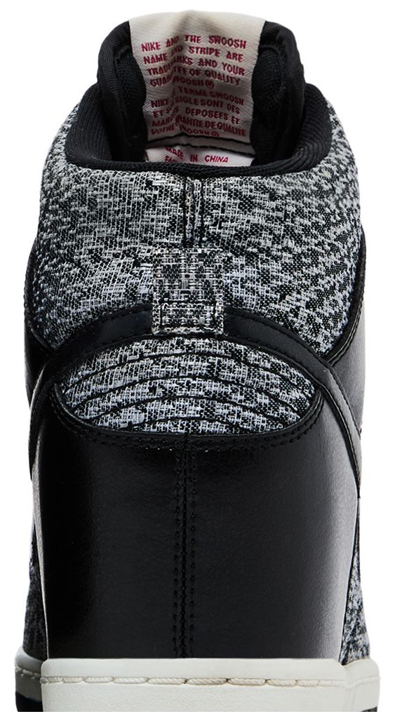 Nike Wmns Dunk Sky High TXT Black Wolf Grey