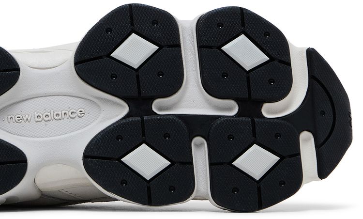 New Balance 9060 White Black Metallic Silver