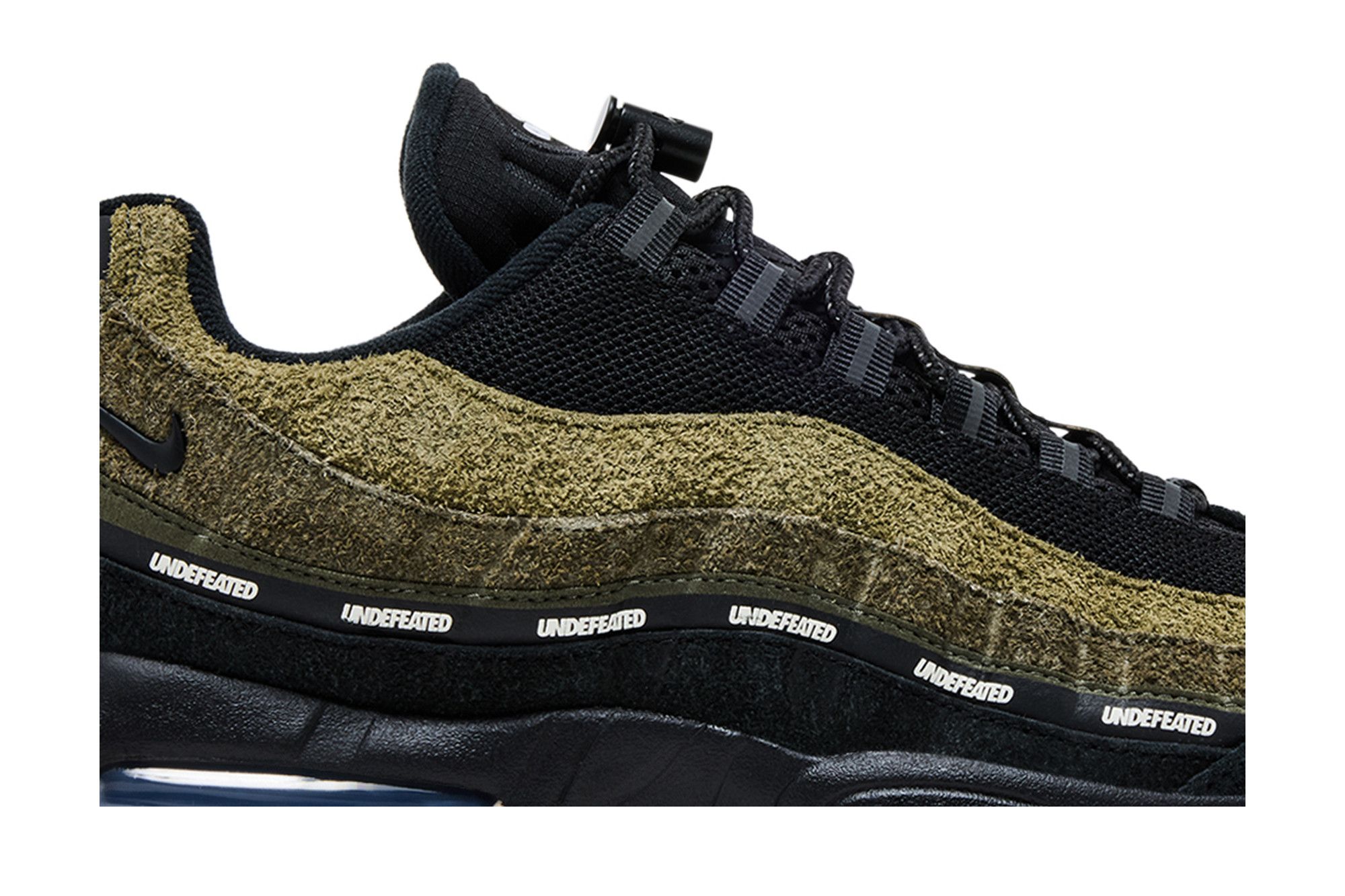 Buy Undefeated x Nike Air Max 95 'Medium Olive' - IB4523 200 | GOAT