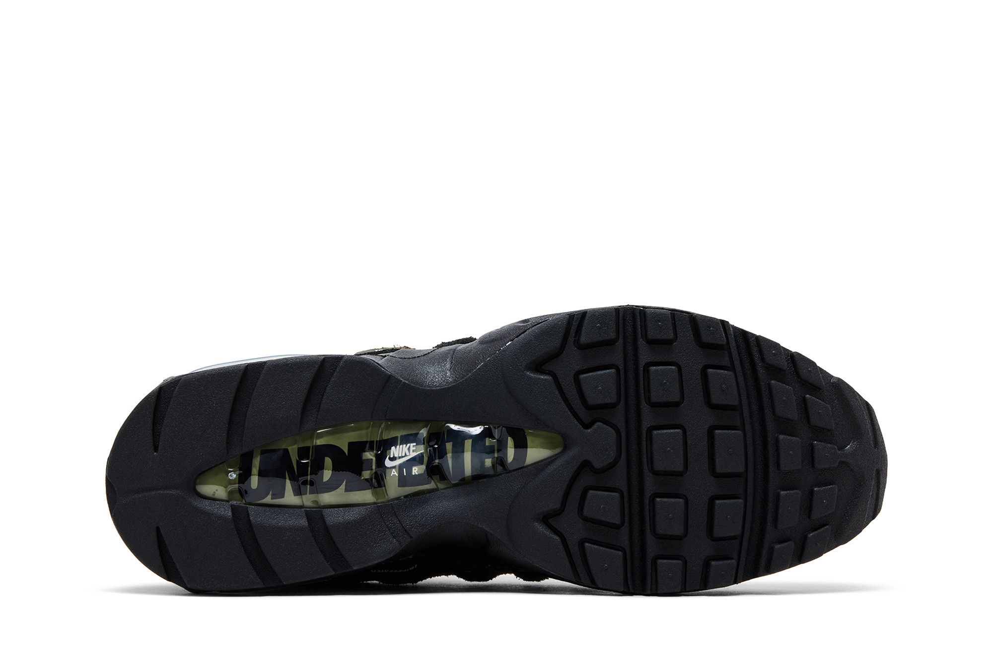 Buy Undefeated x Nike Air Max 95 'Medium Olive' - IB4523 200 | GOAT