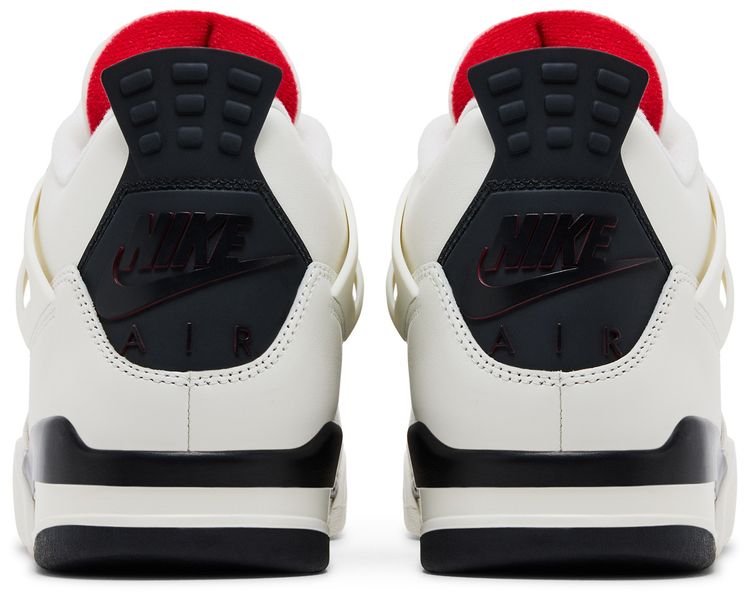 Air Jordan 4 Retro Flight Club