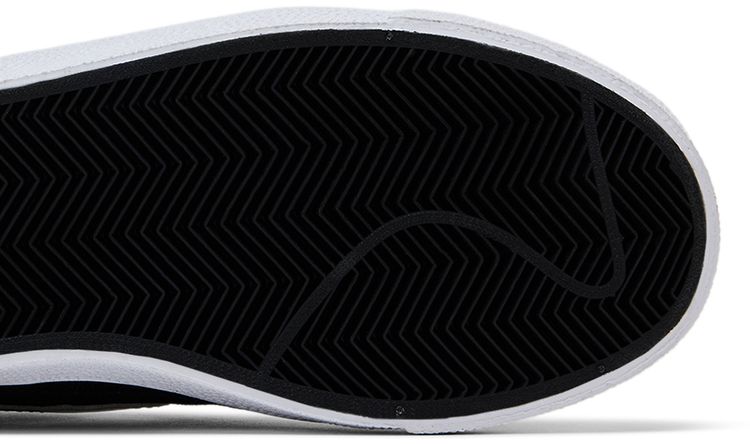 Supreme x Nike Zoom Bruin SB