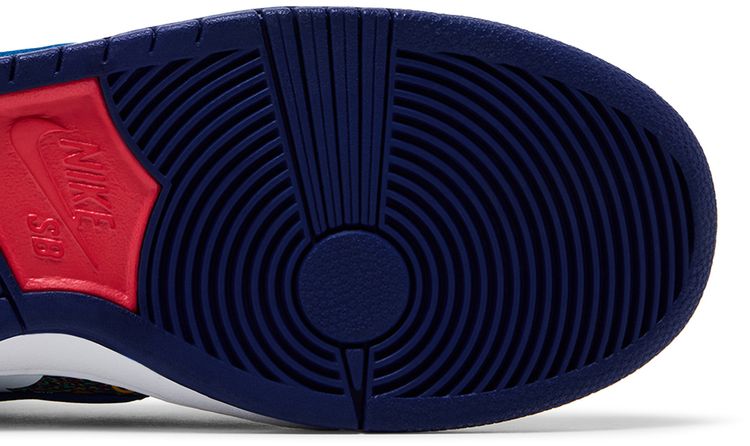 Concepts x Nike SB Dunk Pro High Ugly Christmas Sweater 2017 Special Box