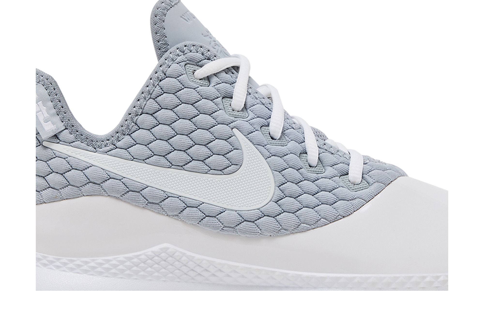 lebron witness 3 gray