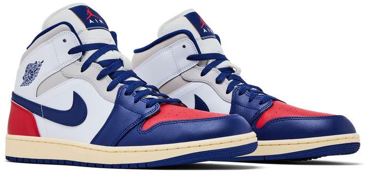 Air Jordan 1 Mid Rare Air