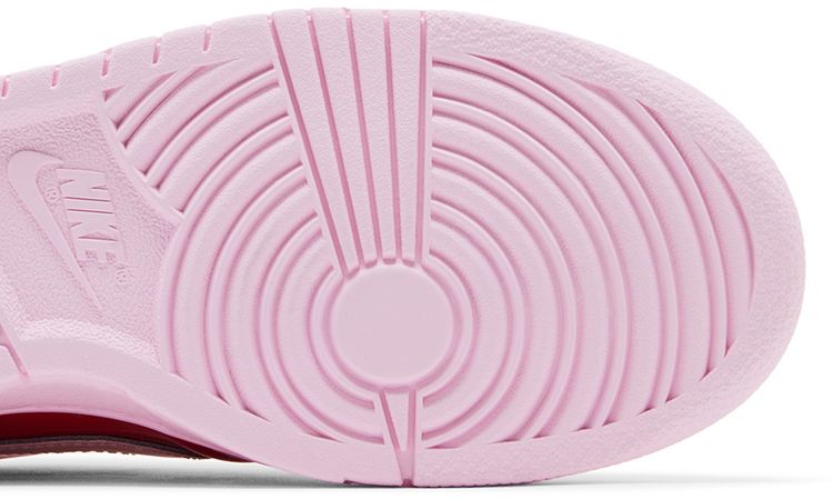 Nike Dunk Low GS Pink Valentiness Day 2026