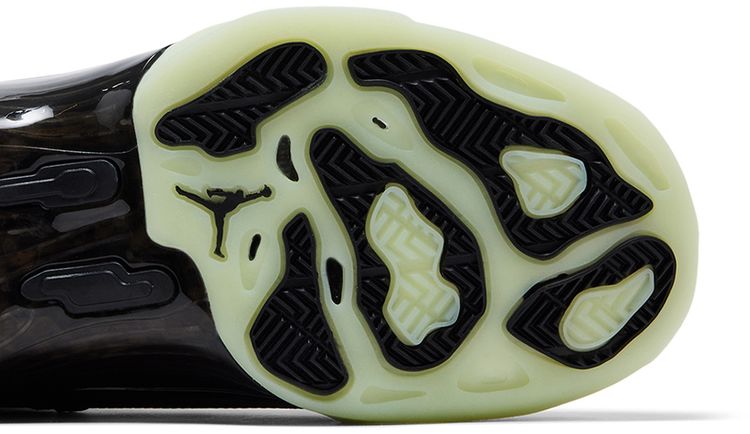 Air Jordan 17 Retro Low Doernbecher 2026