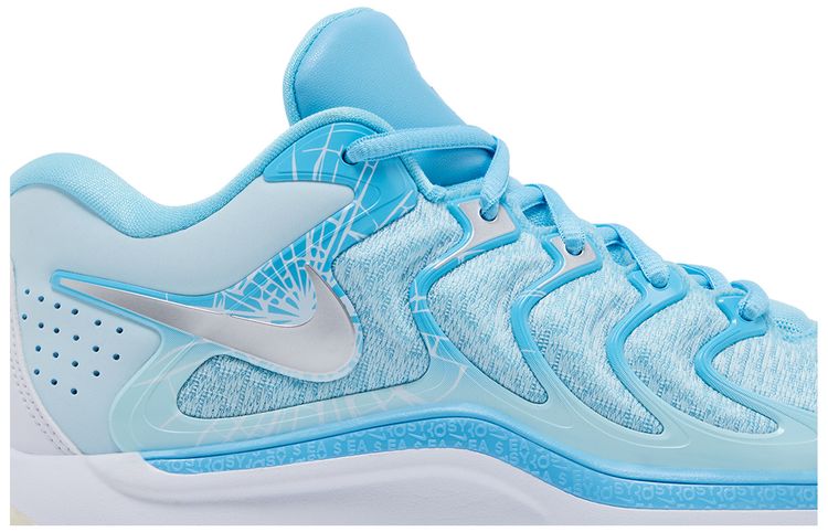 Nike KD 17 EP Christmas Pack