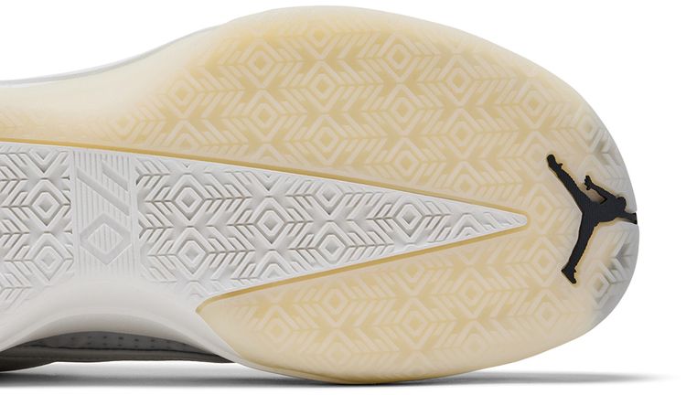 Air Jordan 40 Photon Dust