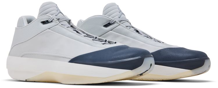 Air Jordan 40 Photon Dust