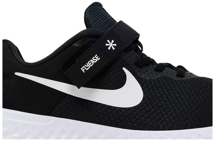 Nike Revolution 6 FlyEase GS Black White