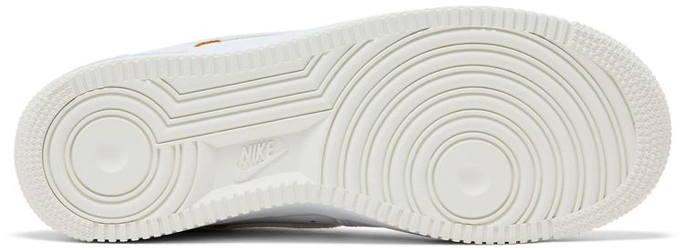 Nike Wmns Air Force 1 07 LX Goddess of Victory