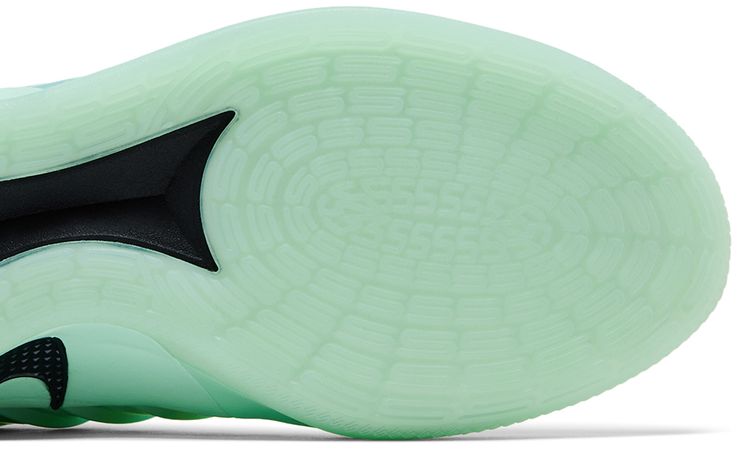 Nike Wmns Sabrina 3 All Star Warning Label