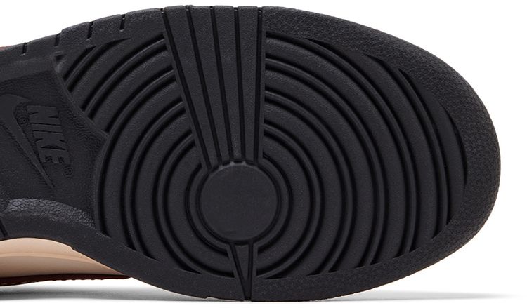 Nike Dunk Low Dark Pony Soft Pearl