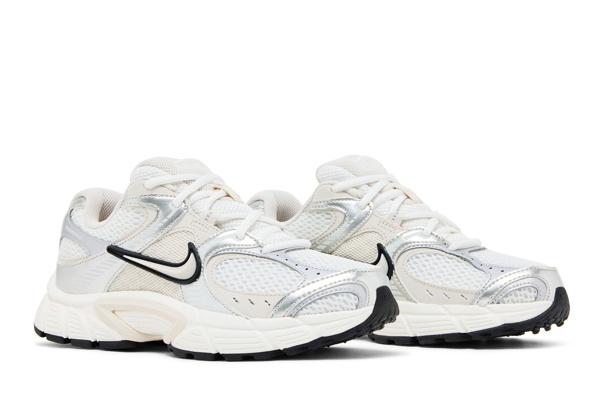 Buy Nike Wmns V5 RNR 'Summit White Light Orewood' - HQ7901 104 | GOAT