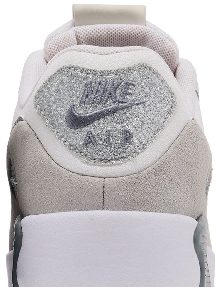 Nike Wmns Air Max 90 LV8 Glitter Swoosh